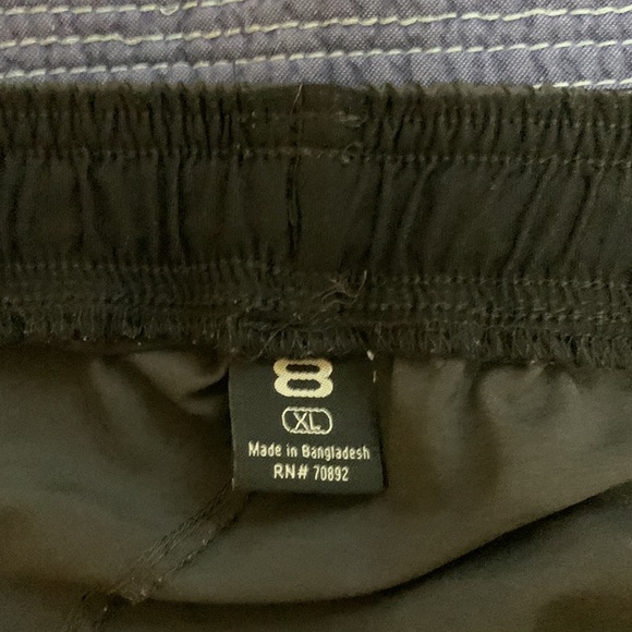 Workout shorts - Picture 4 of 5